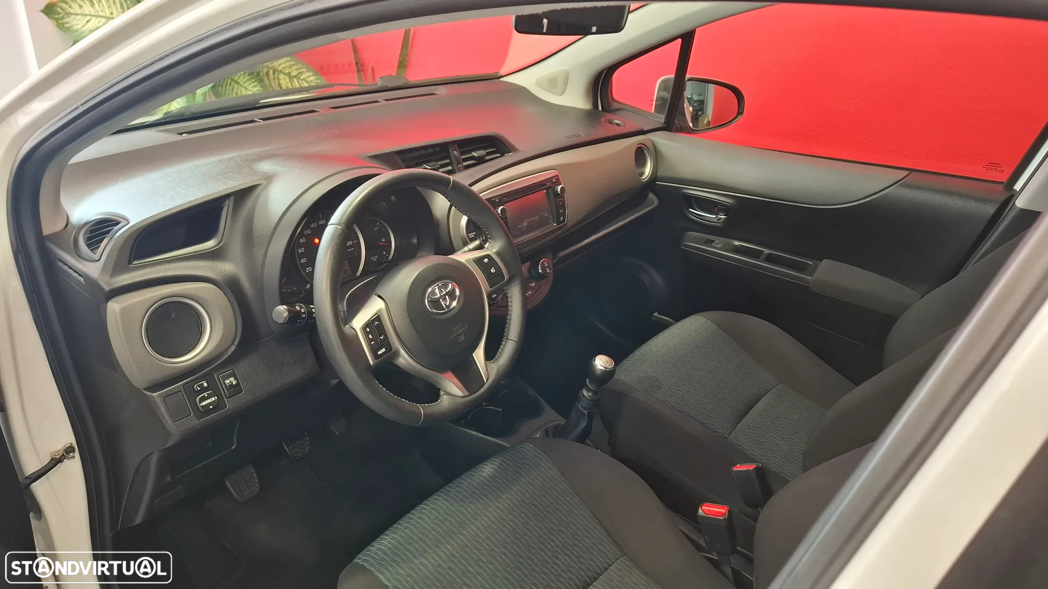 Toyota Yaris 1.4 D-4D Comfort+P.Style - 17
