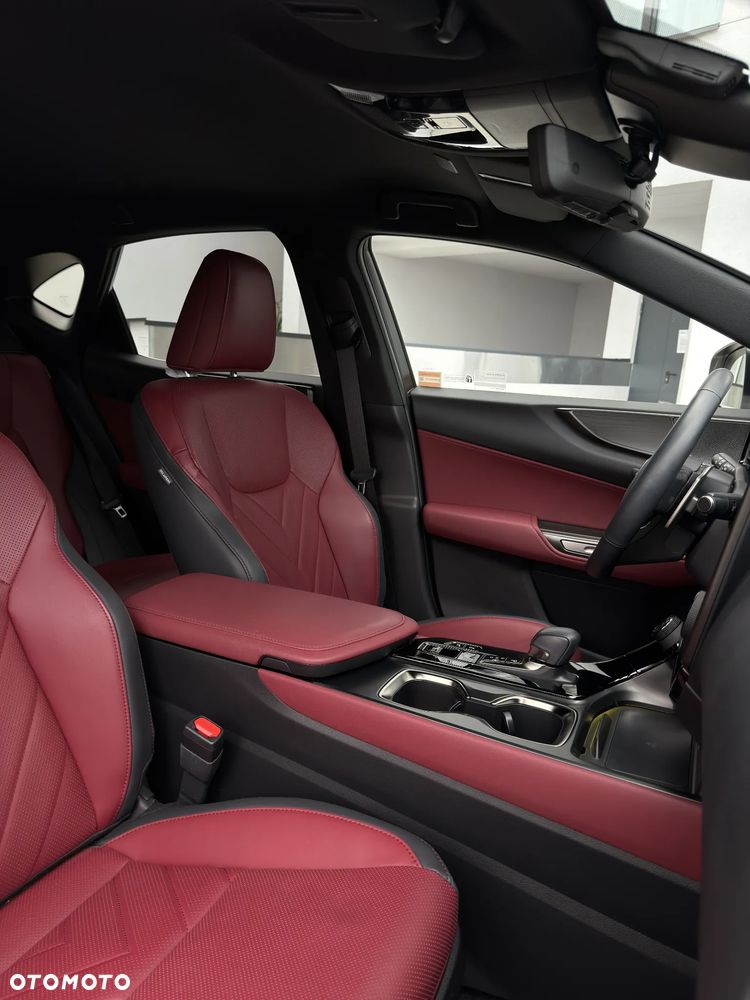Lexus NX 350h Omotenashi AWD - 6