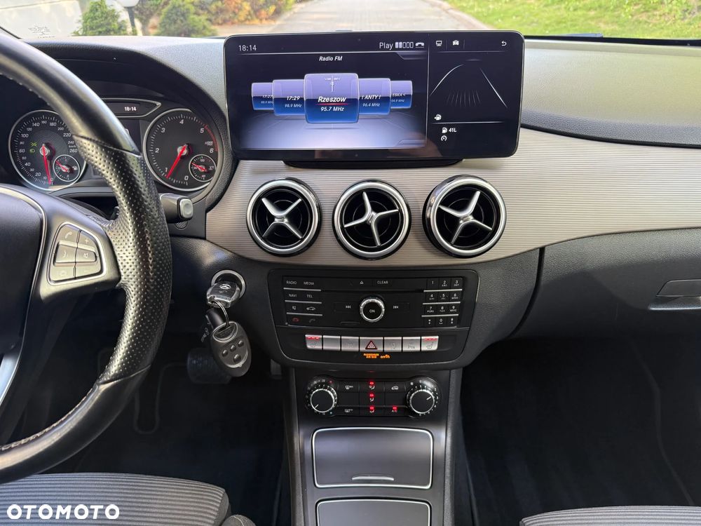 Mercedes-Benz Klasa B 200 (CDI) d 4Matic 7G-DCT - 17