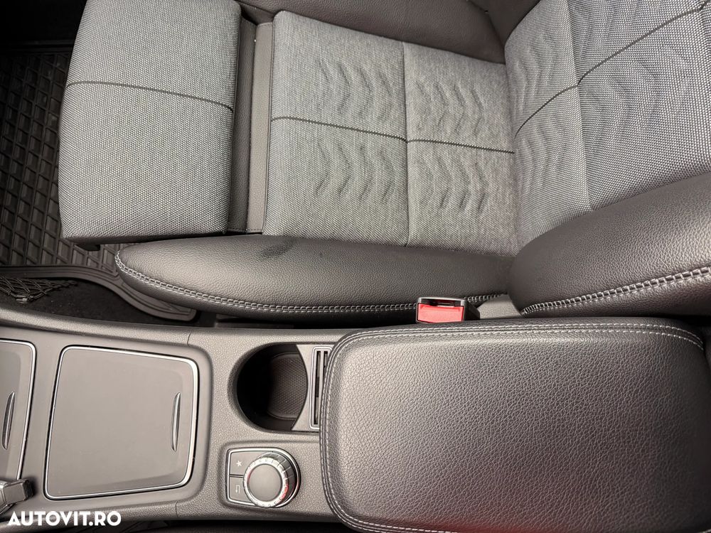 Mercedes-Benz GLA 220 4MATIC - 18