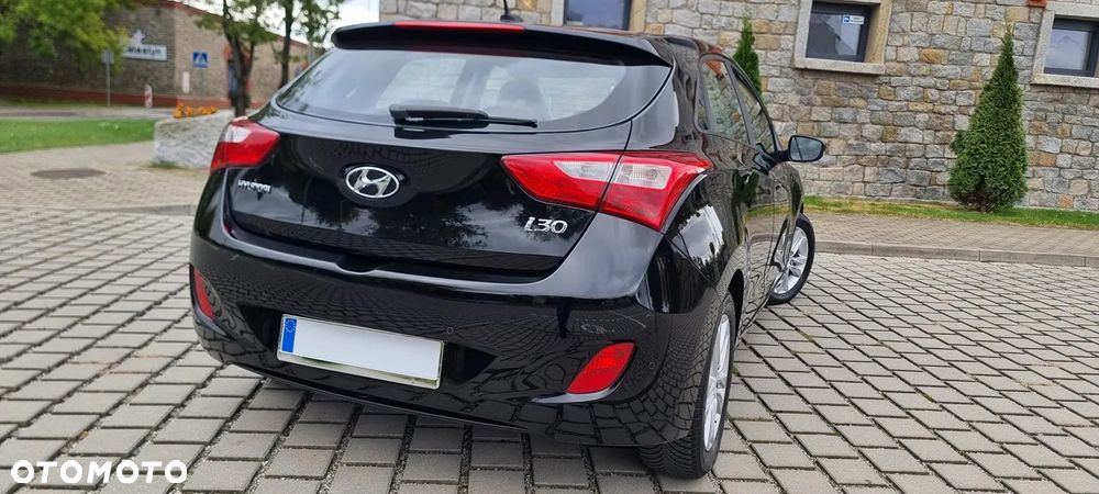 Hyundai i30 1.4 Edition Plus - 12