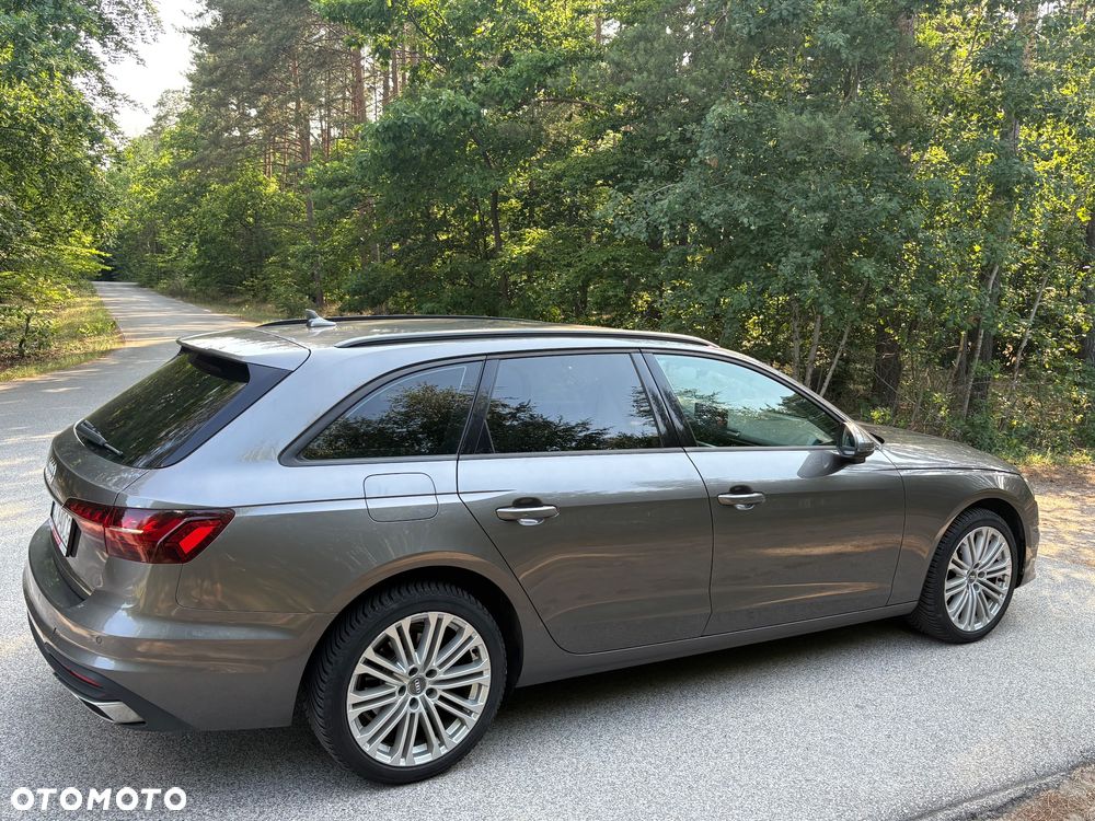 Audi A4 Avant 30 TDI S tronic - 15