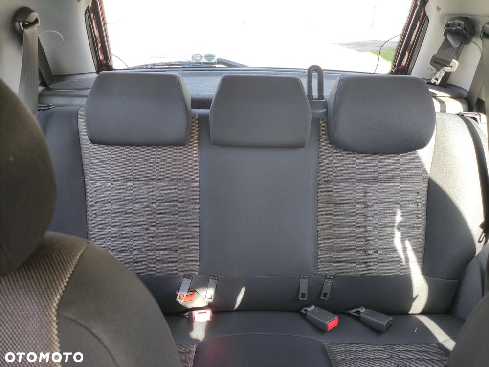 Fiat Punto 1.2 8V - 19