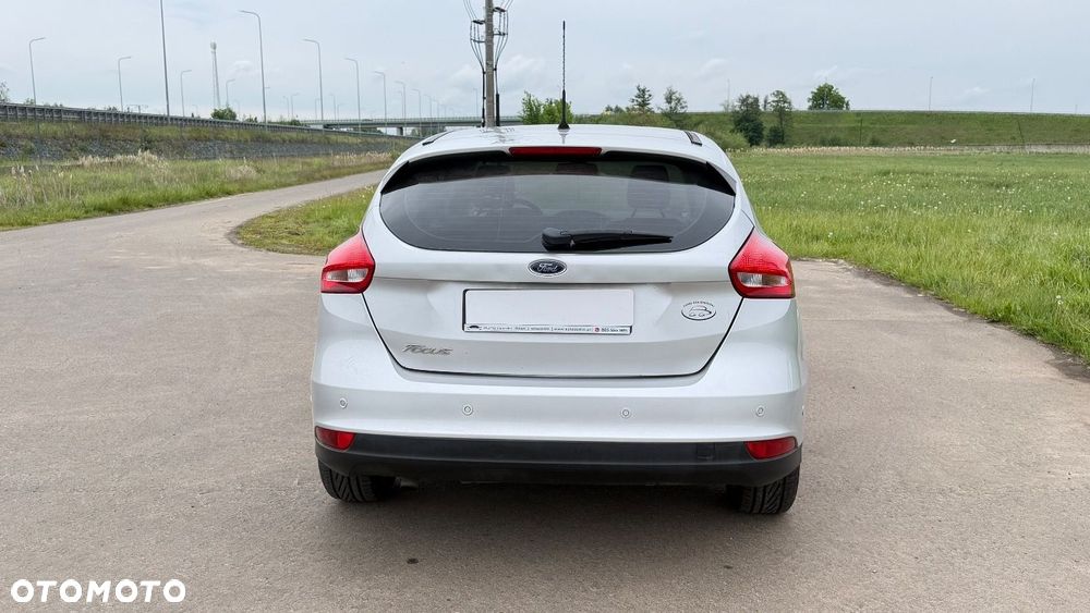 Ford Focus - 16
