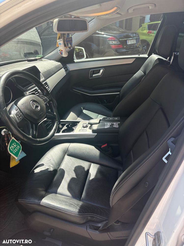 Mercedes-Benz E 220 BlueTEC 9G-TRONIC - 2
