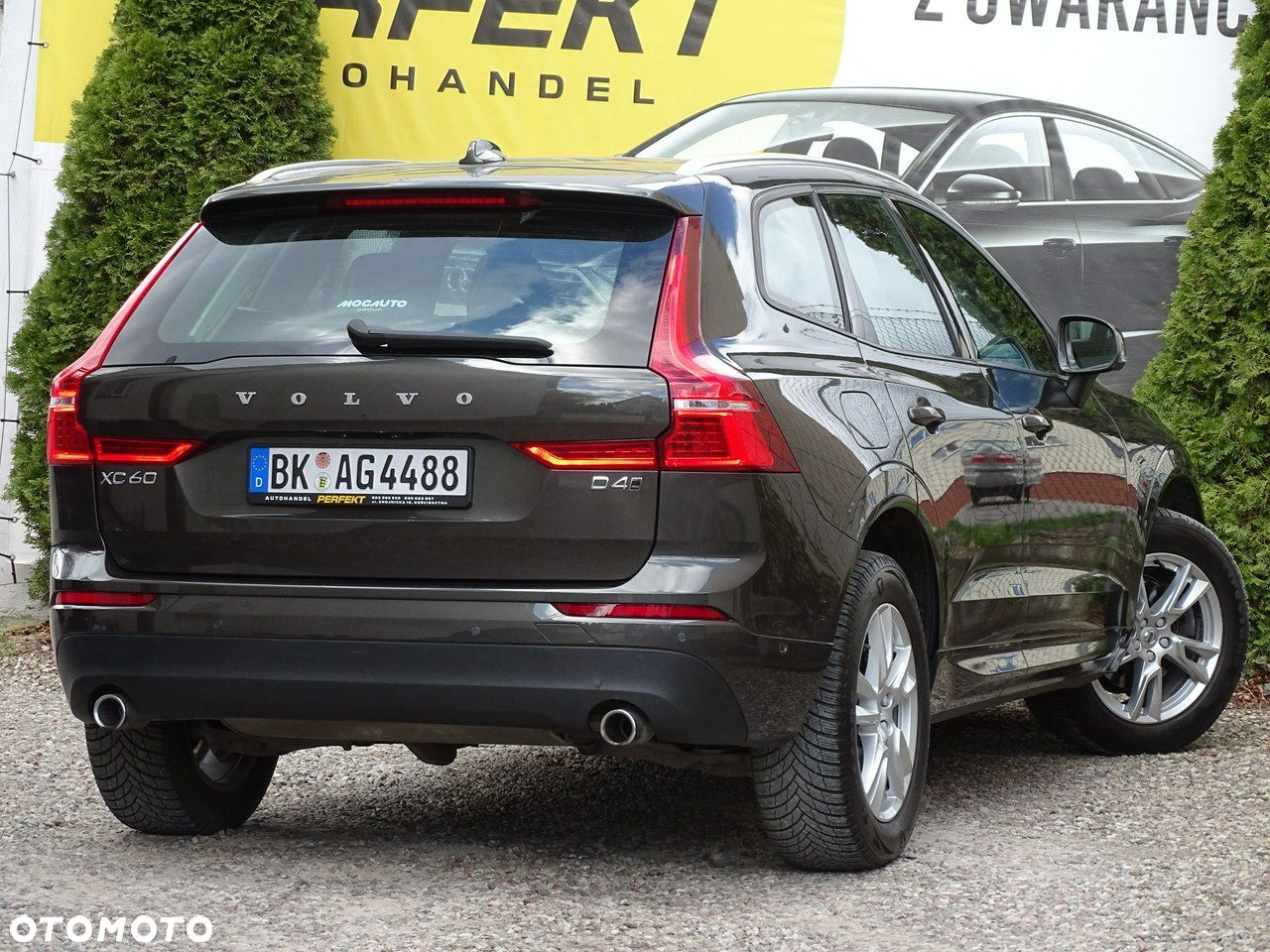 Volvo XC 60 D4 AWD Momentum - 6