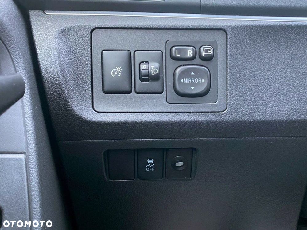 Toyota Verso 1.8 Premium 7os EU6 - 28