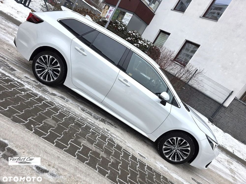 Toyota Corolla 1.8 Hybrid Style - 6