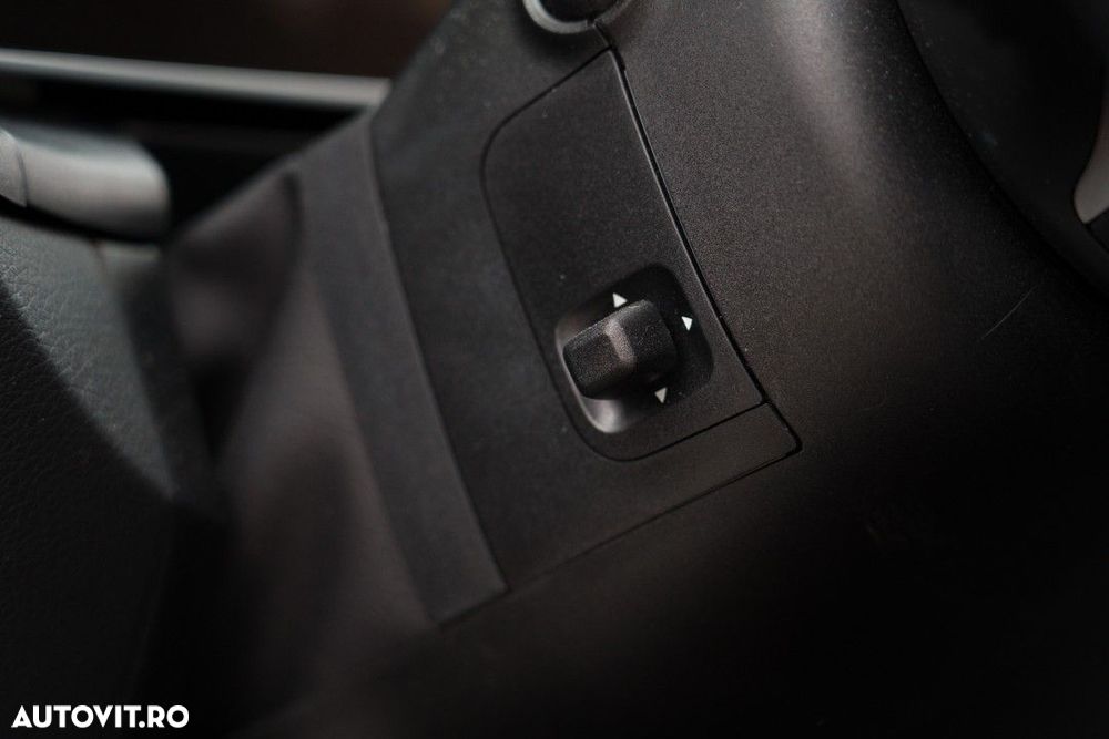 Mercedes-Benz GLC - 31