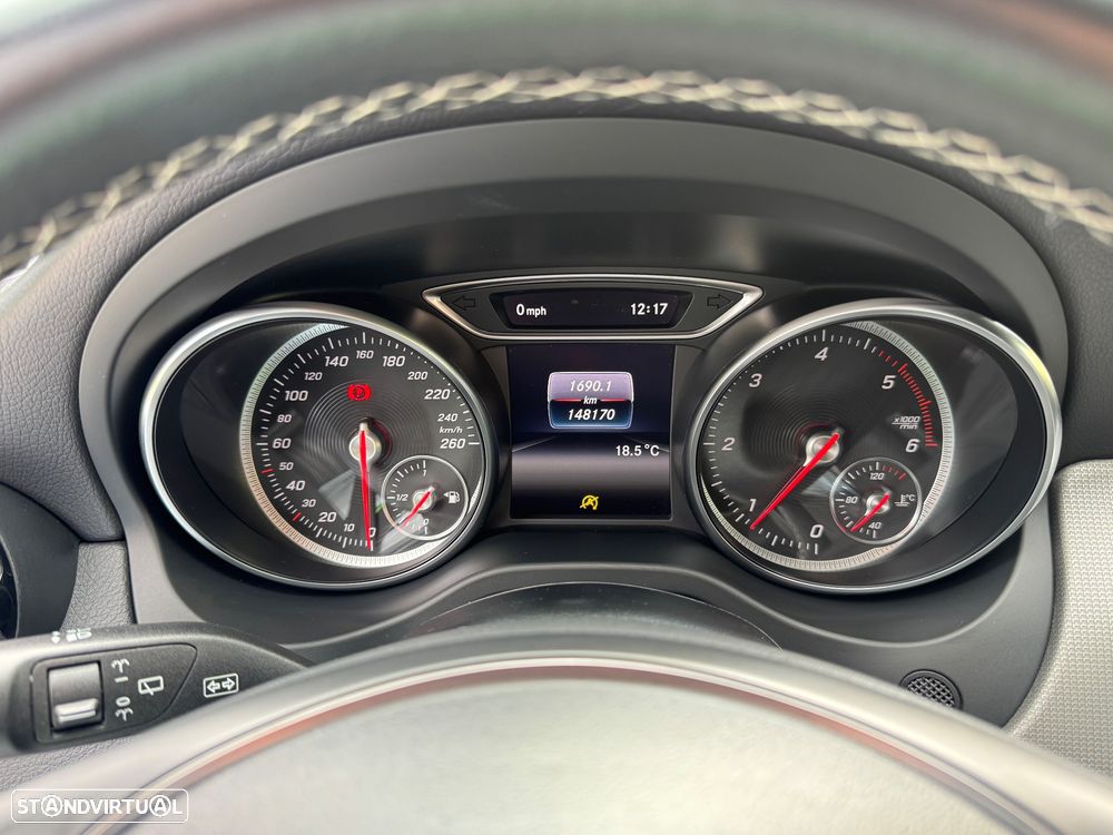 Mercedes-Benz GLA 180 (CDI) d Urban - 24