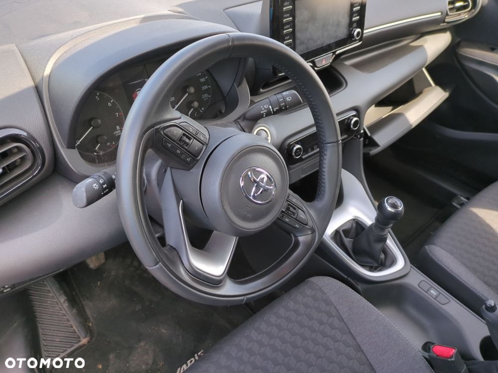 Toyota Yaris - 9