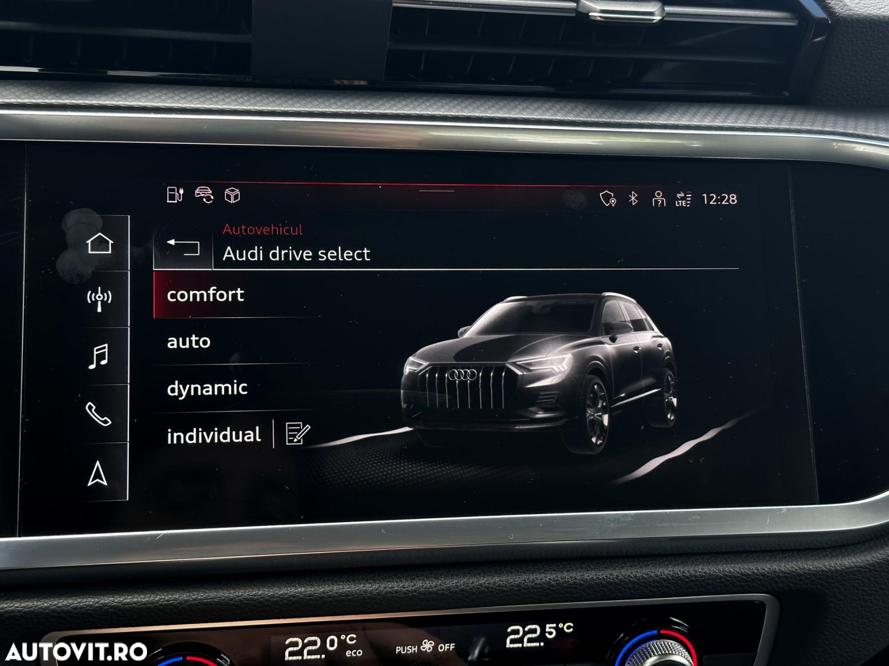 Audi Q3 - 17