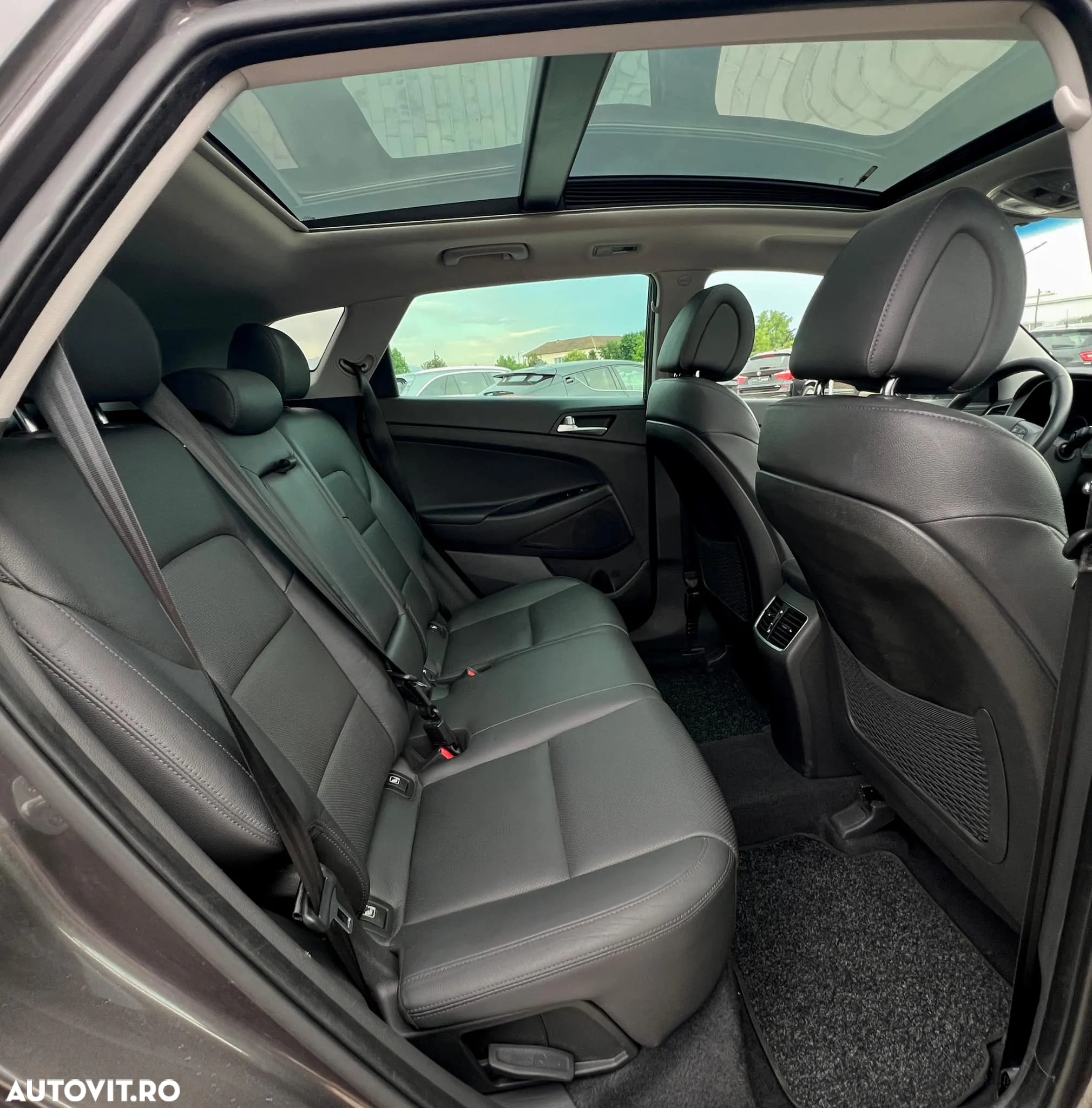Hyundai Tucson 2.0 CRDI 4WD Automatik Premium - 19