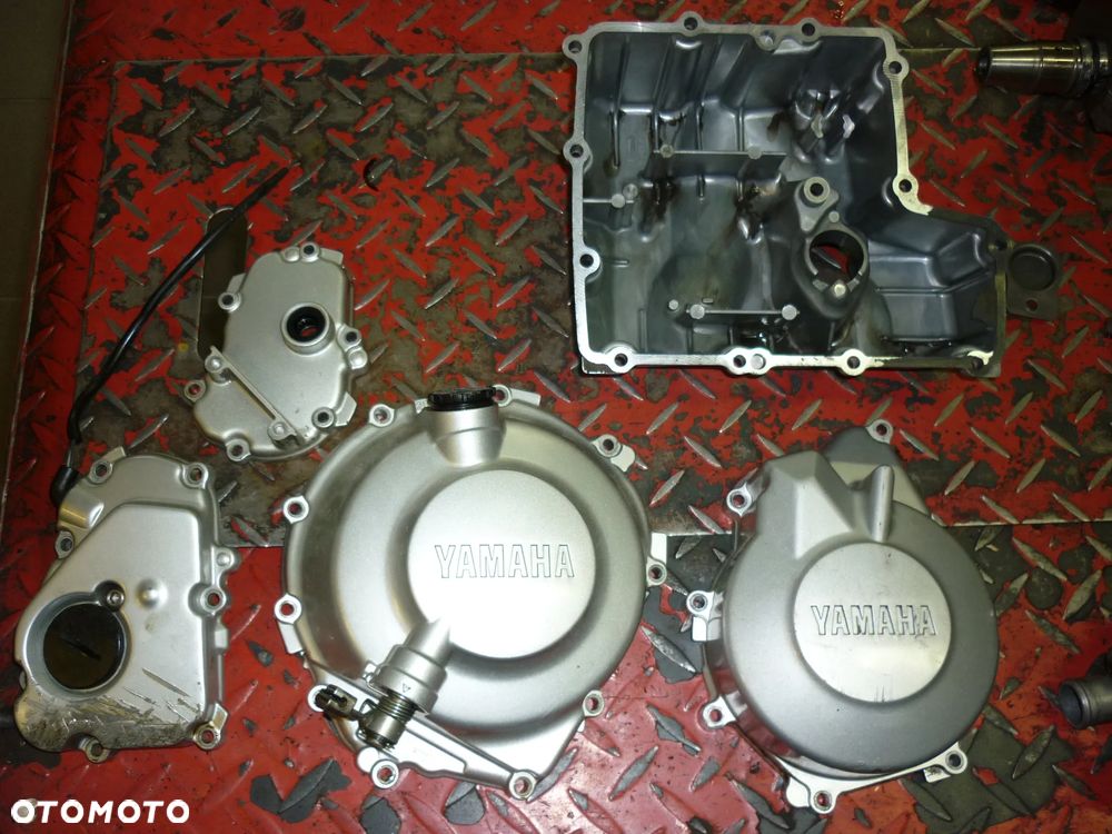 Pokrywa zaworów Yamaha R6 1999-2002 - 9