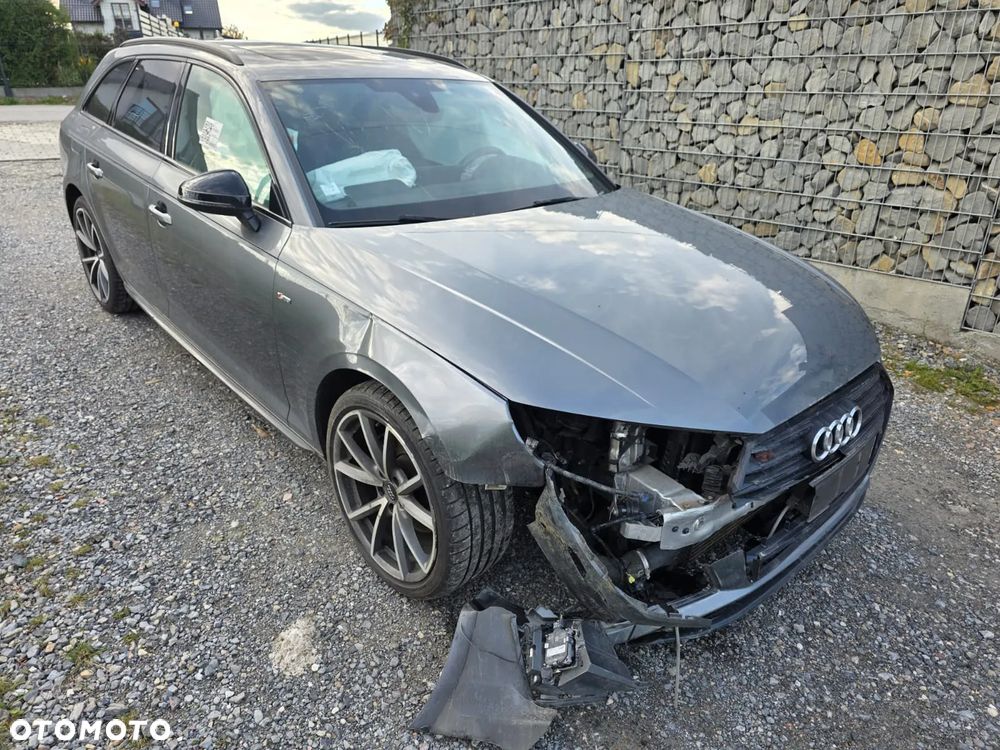 Audi A4 Avant 40 TFSI mHEV S Line S tronic - 12