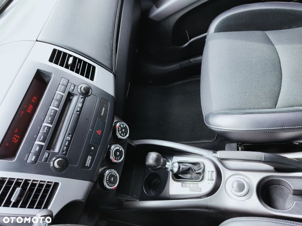 Mitsubishi Outlander 2.2 DI-D 4WD TC-SST Intense - 15