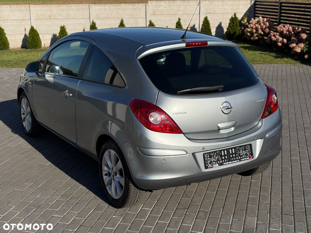 Opel Corsa - 22