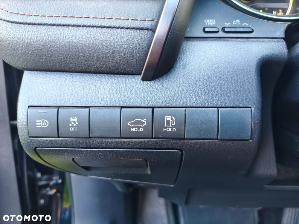 Toyota Camry 2.5 Hybrid Comfort CVT - 15