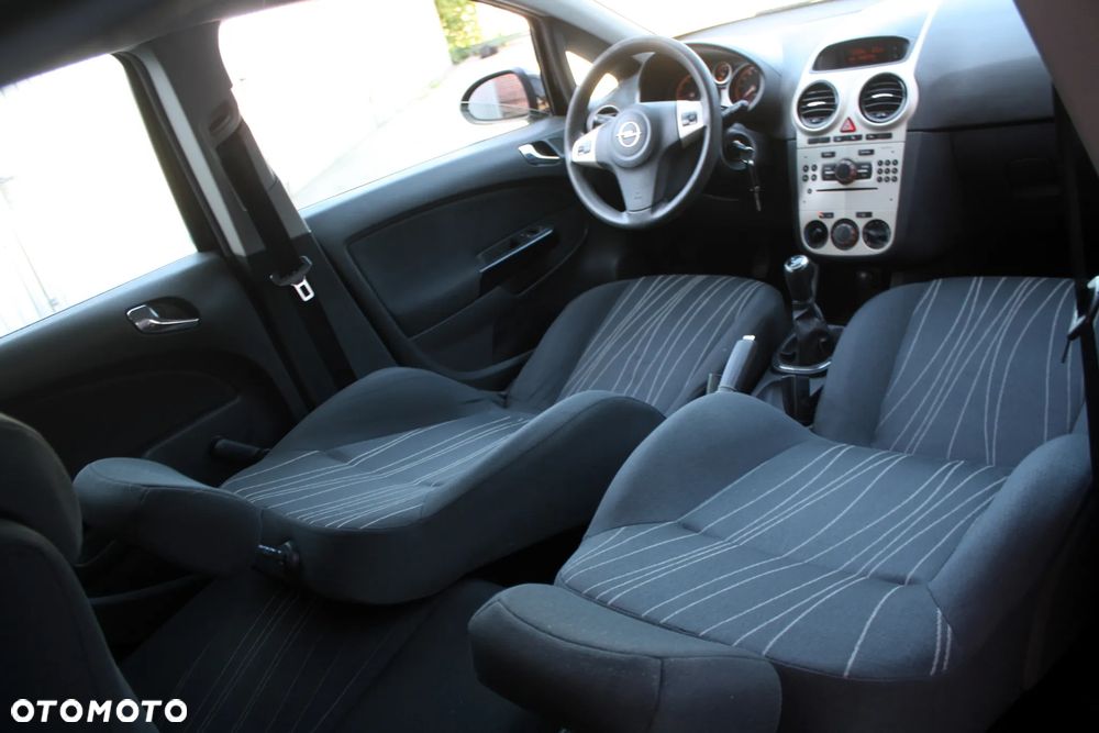 Opel Corsa 1.2 16V Selection 110 Jahre - 8