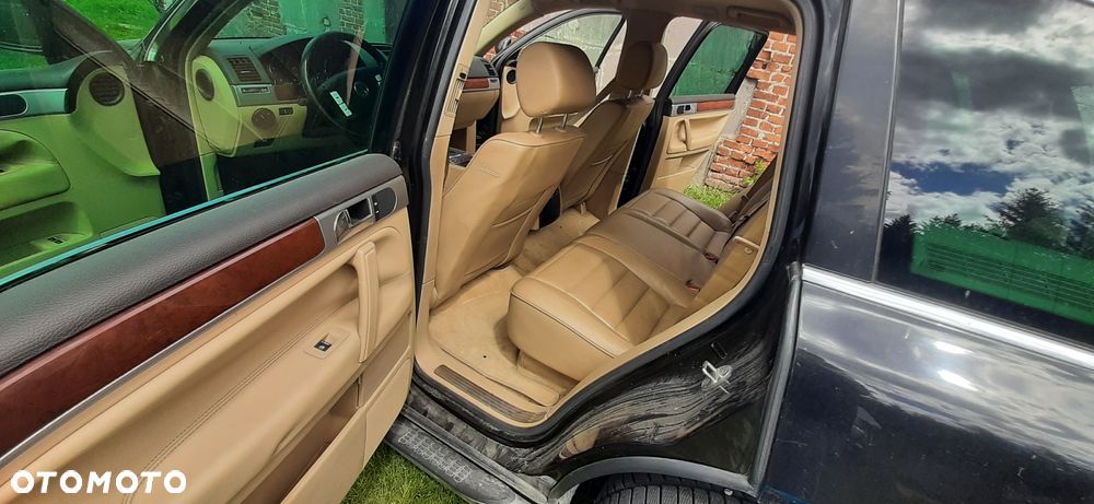 Volkswagen Touareg - 8