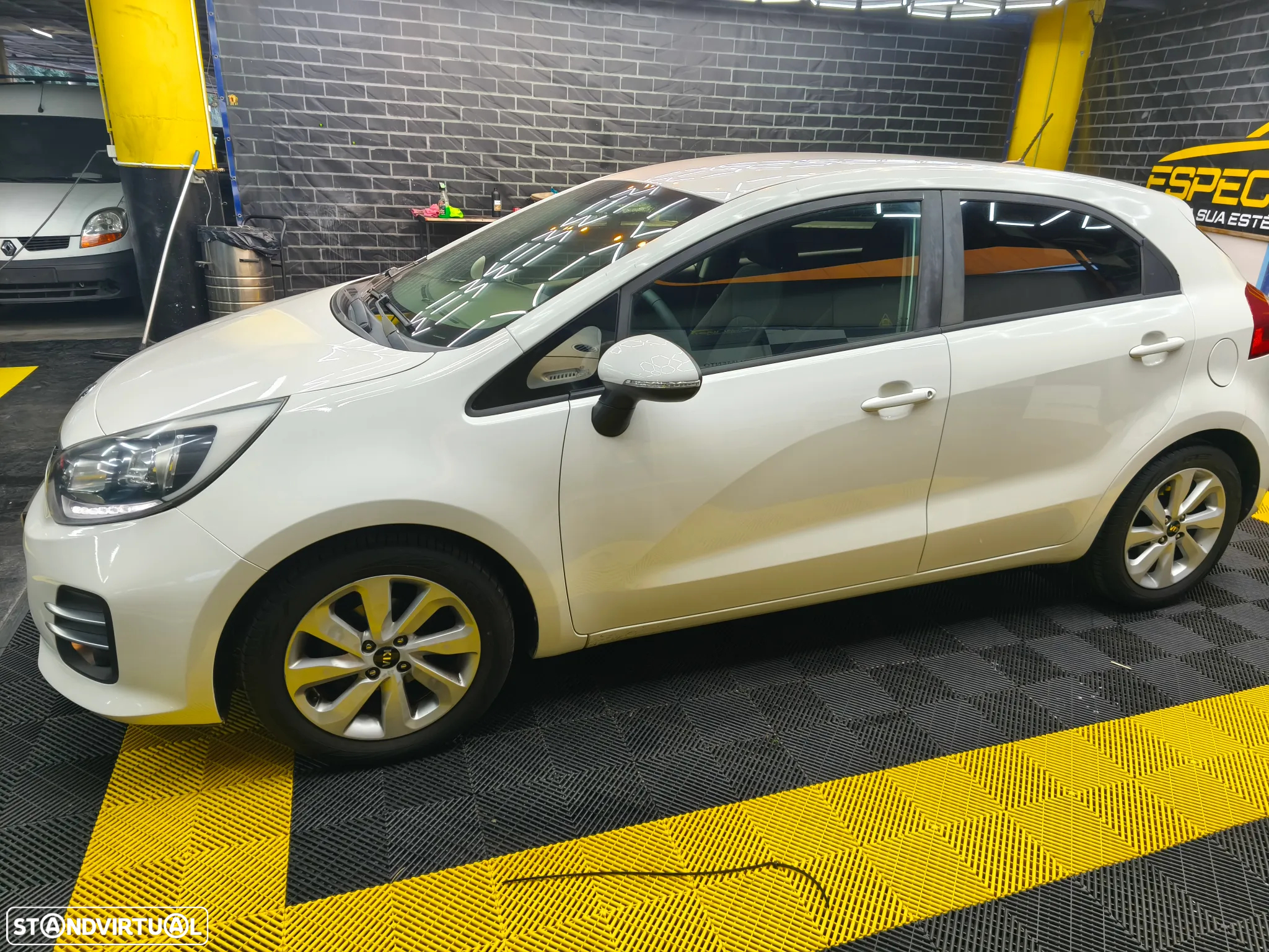 Kia Rio 1.1 CRDi LX - 5