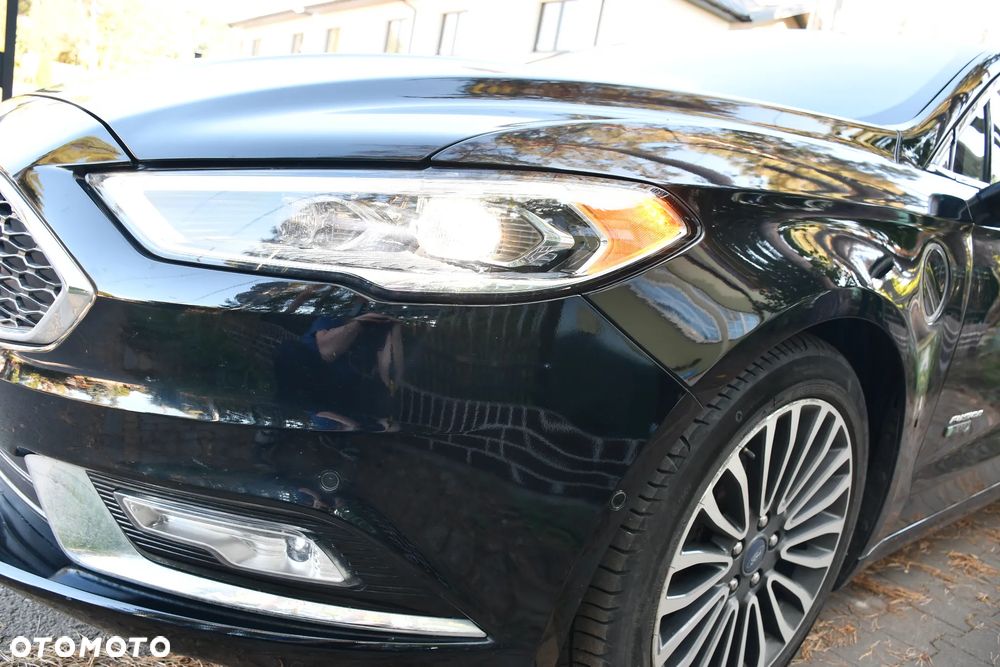 Ford Fusion - 21