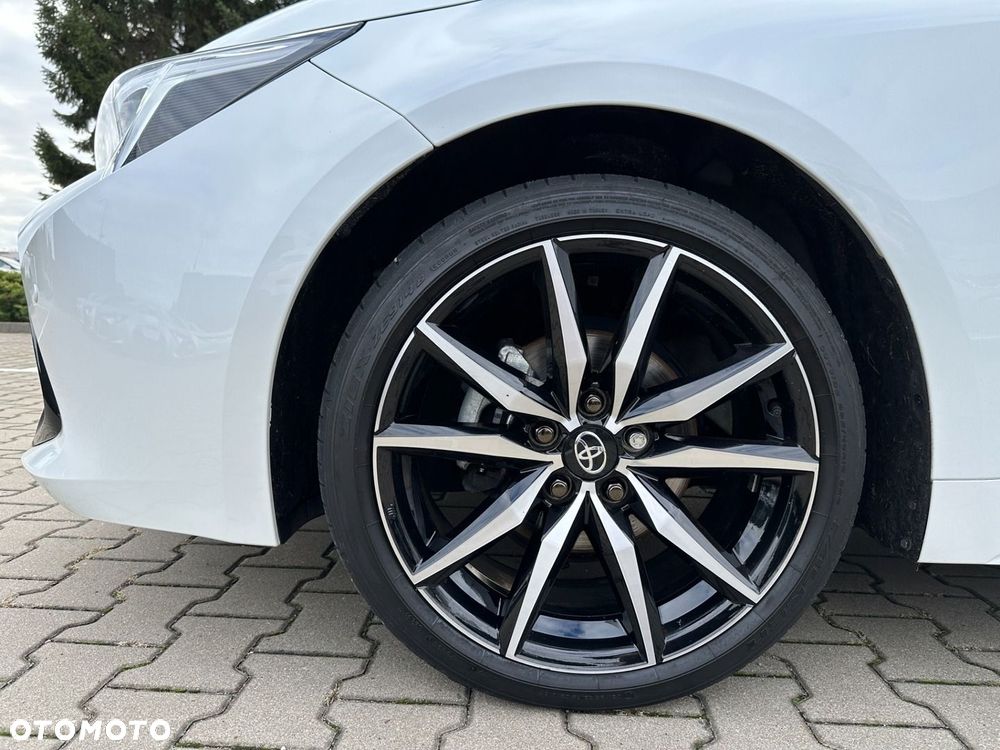 Toyota Corolla 1.8 Hybrid GR Sport Dynamic - 21