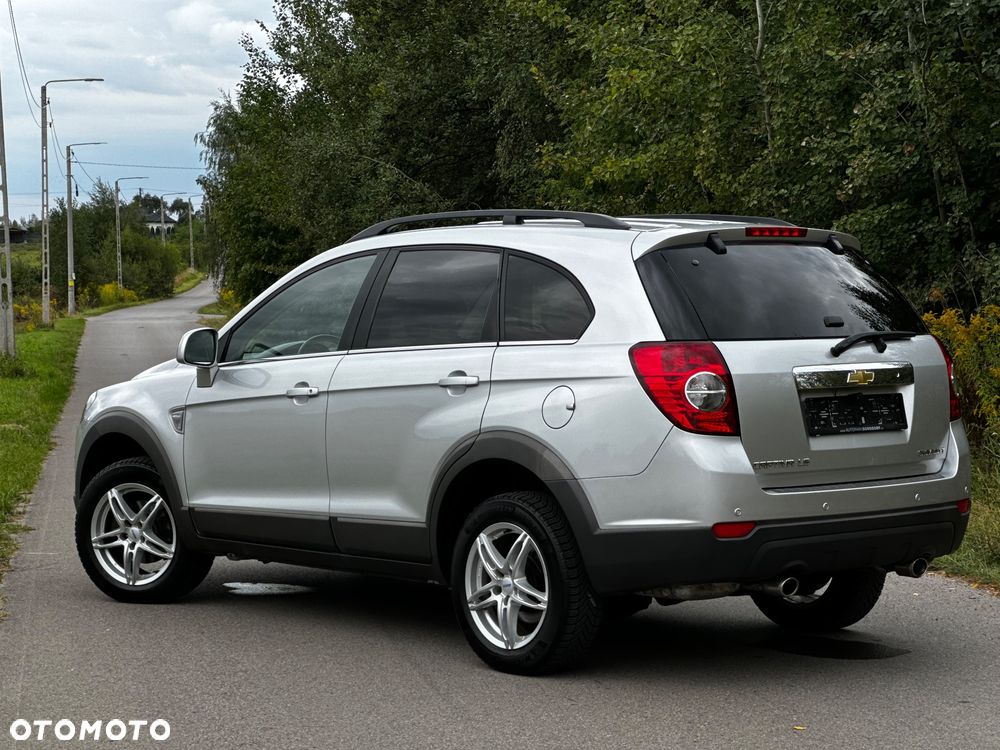 Chevrolet Captiva 2.4 LS - 5
