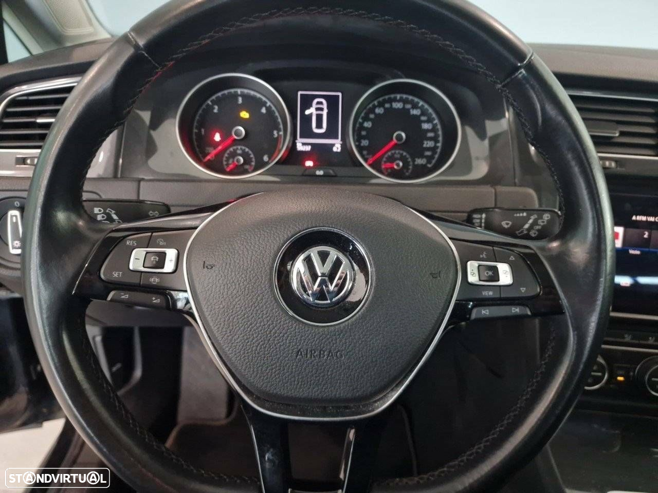 VW Golf Variant 1.6 TDi Confortline - 12