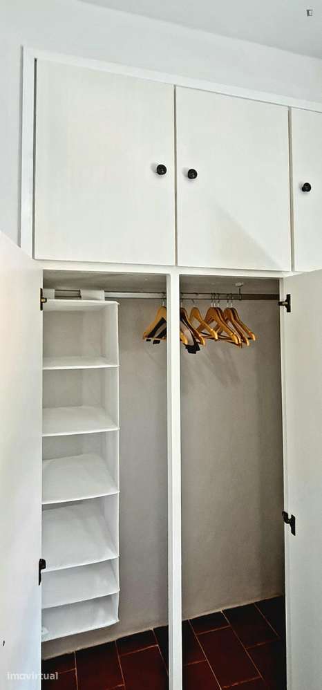 Apartamento com 1 quartos - localizado em Faro - Grande imagem: 4/17