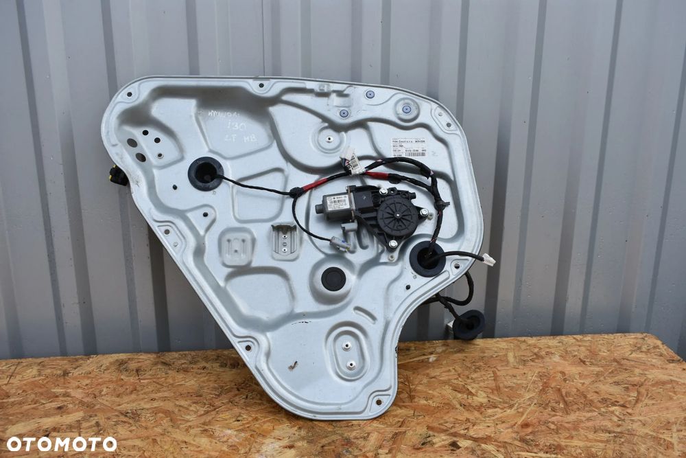 PODNOŚNIK SZYBY LEWY TYŁ HYUNDAI I30 83470-2R050 - 1