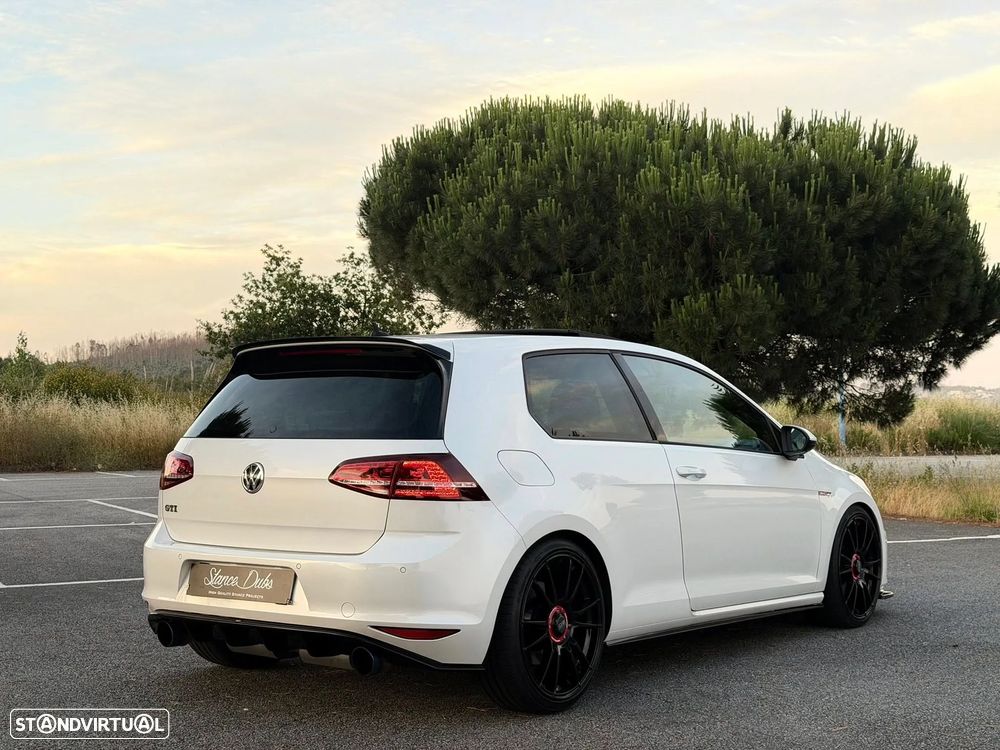VW Golf GTI BlueMotion - 4