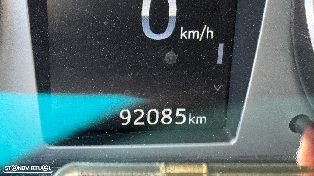 Toyota Hilux 2.4 D-4D 4WD Tracker - 29