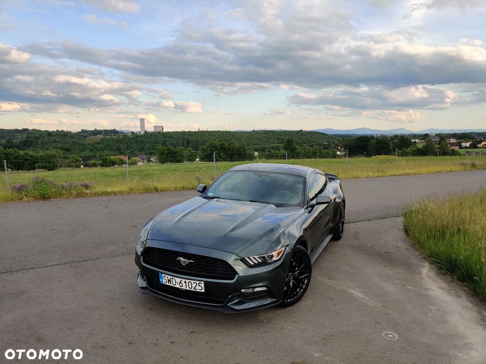 Ford Mustang 3.7 V6 - 2
