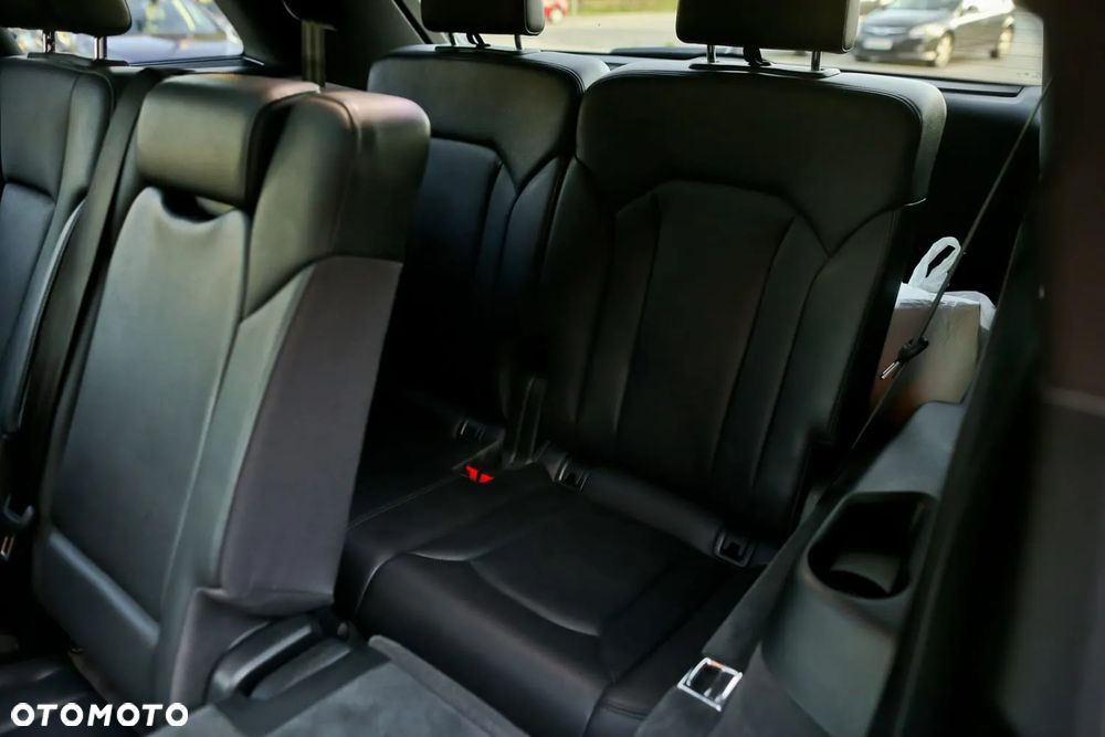 Audi Q7 - 19