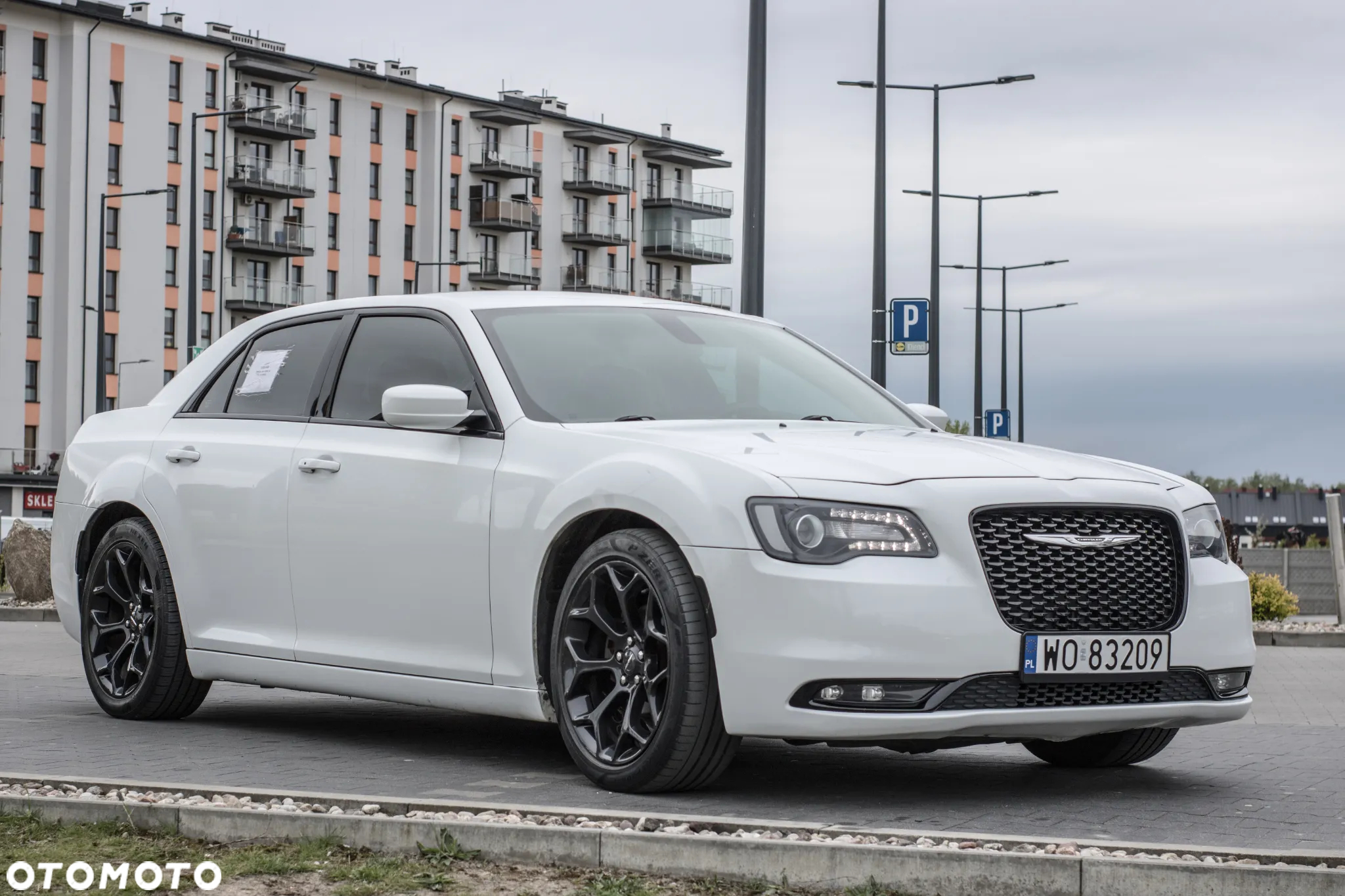 Chrysler 300s - 33