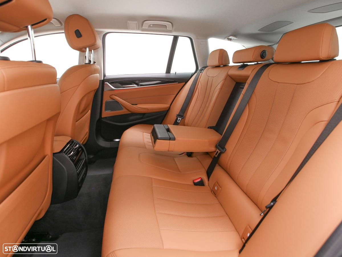 BMW 530 e Touring Aut. - 12