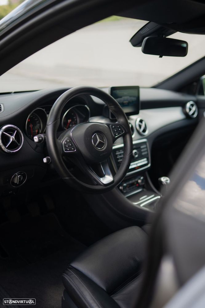 Mercedes-Benz CLA 200 d Shooting Brake Urban - 14