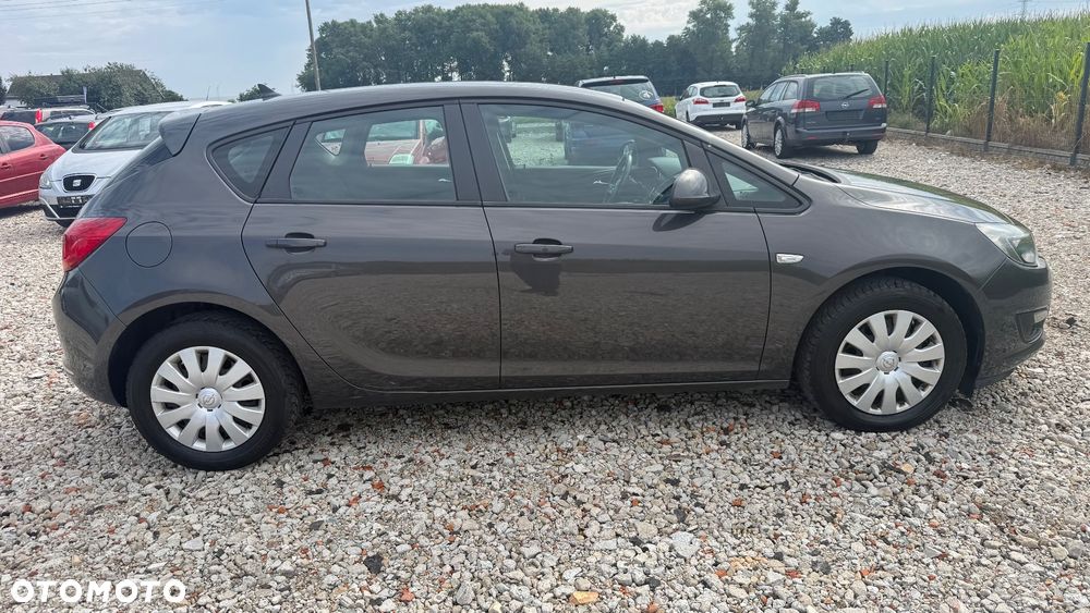 Opel Astra 1.6 CDTI Dynamic - 4