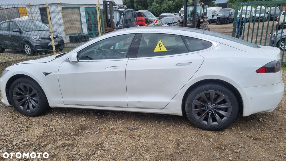 Tesla Model S 100D Allradantrieb - 4