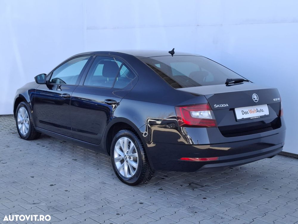 Skoda Octavia 2.0 TDI DSG Style - 34