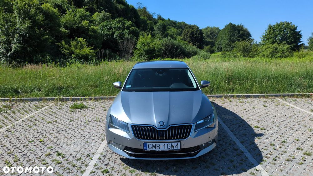 Skoda Superb 2.0 TDI L&K DSG - 3
