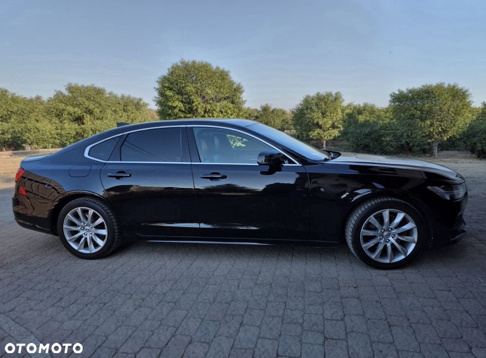 Volvo S90 D4 Momentum Pro - 25