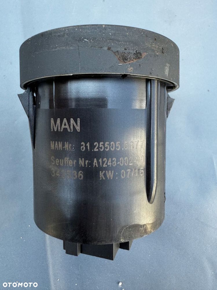 man tga/tgl truck 81255056877 headlight switch - 2