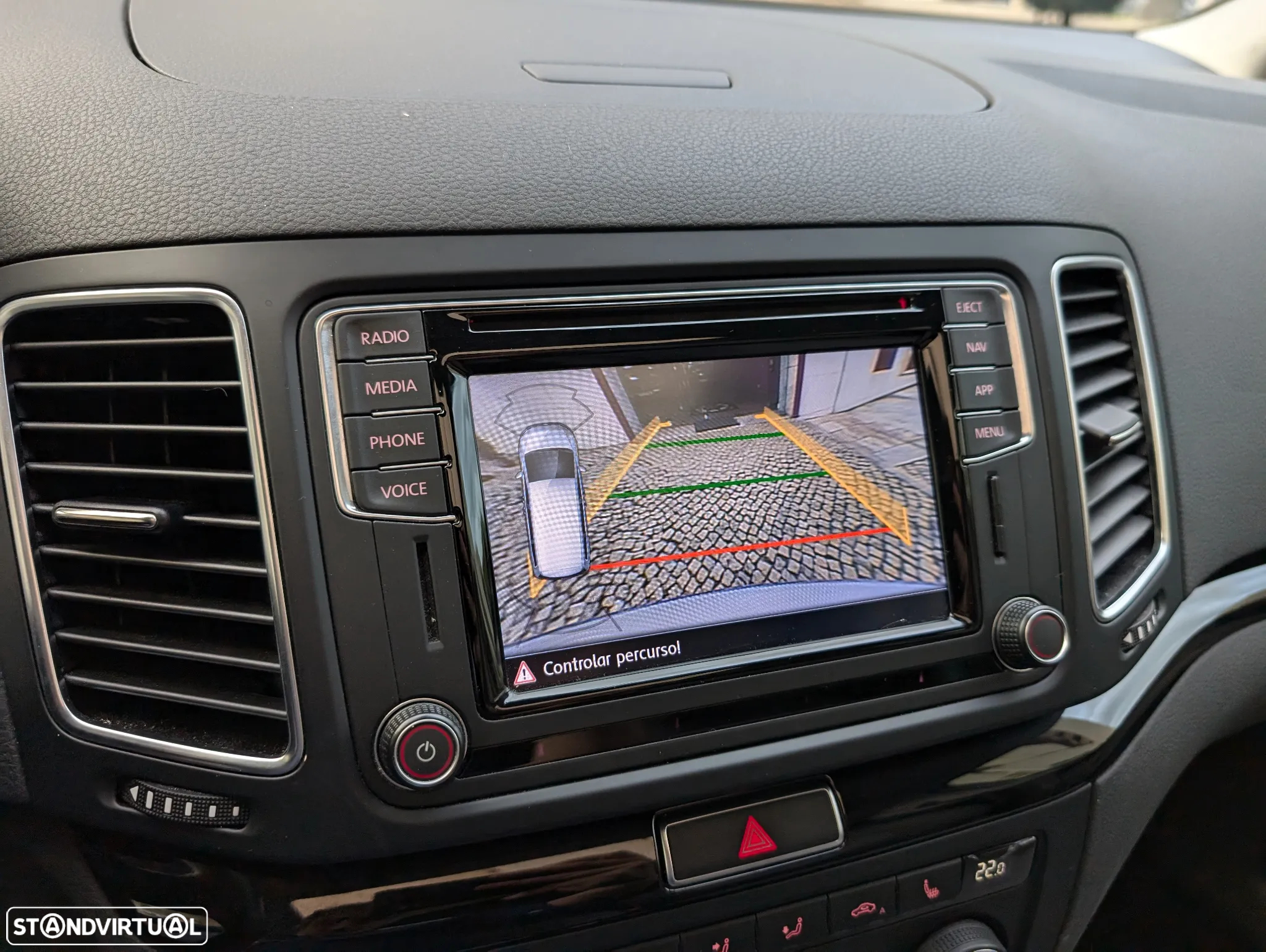 VW Sharan 1.4 TSI Highline DSG - 23