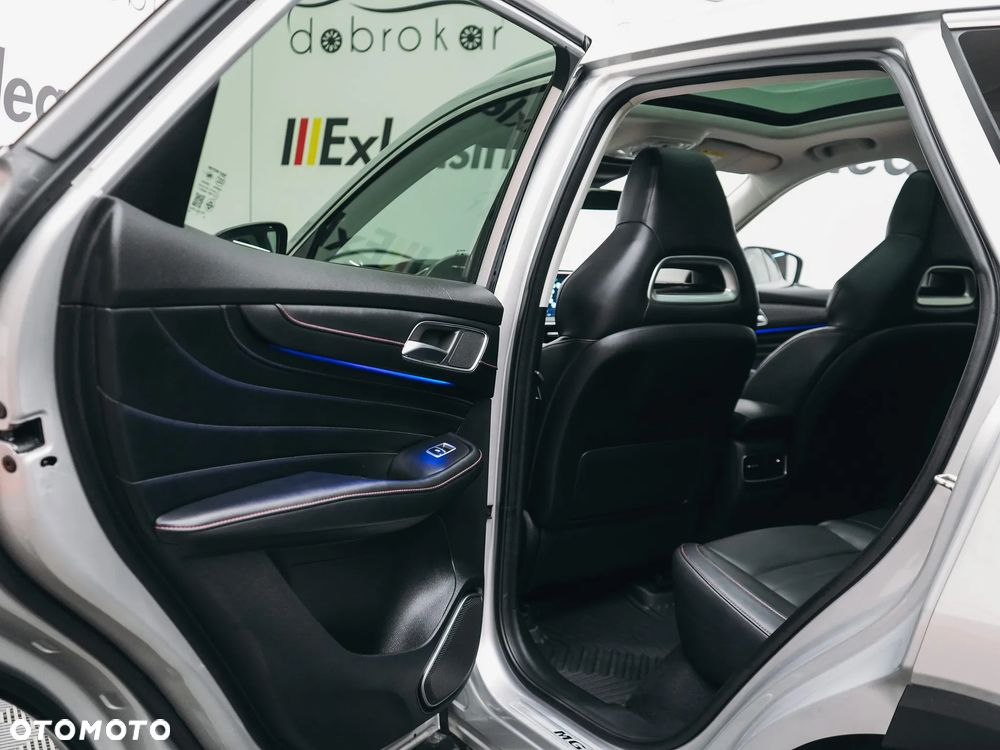 MG HS PHEV Luxury - 25