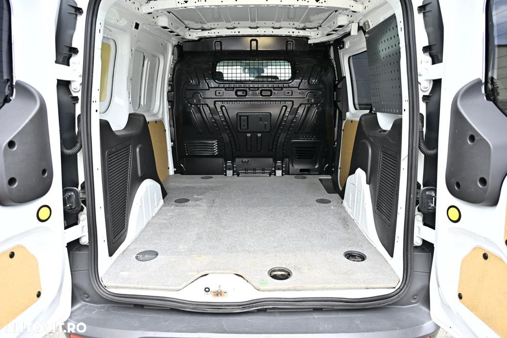 Ford Transit Connect - 21