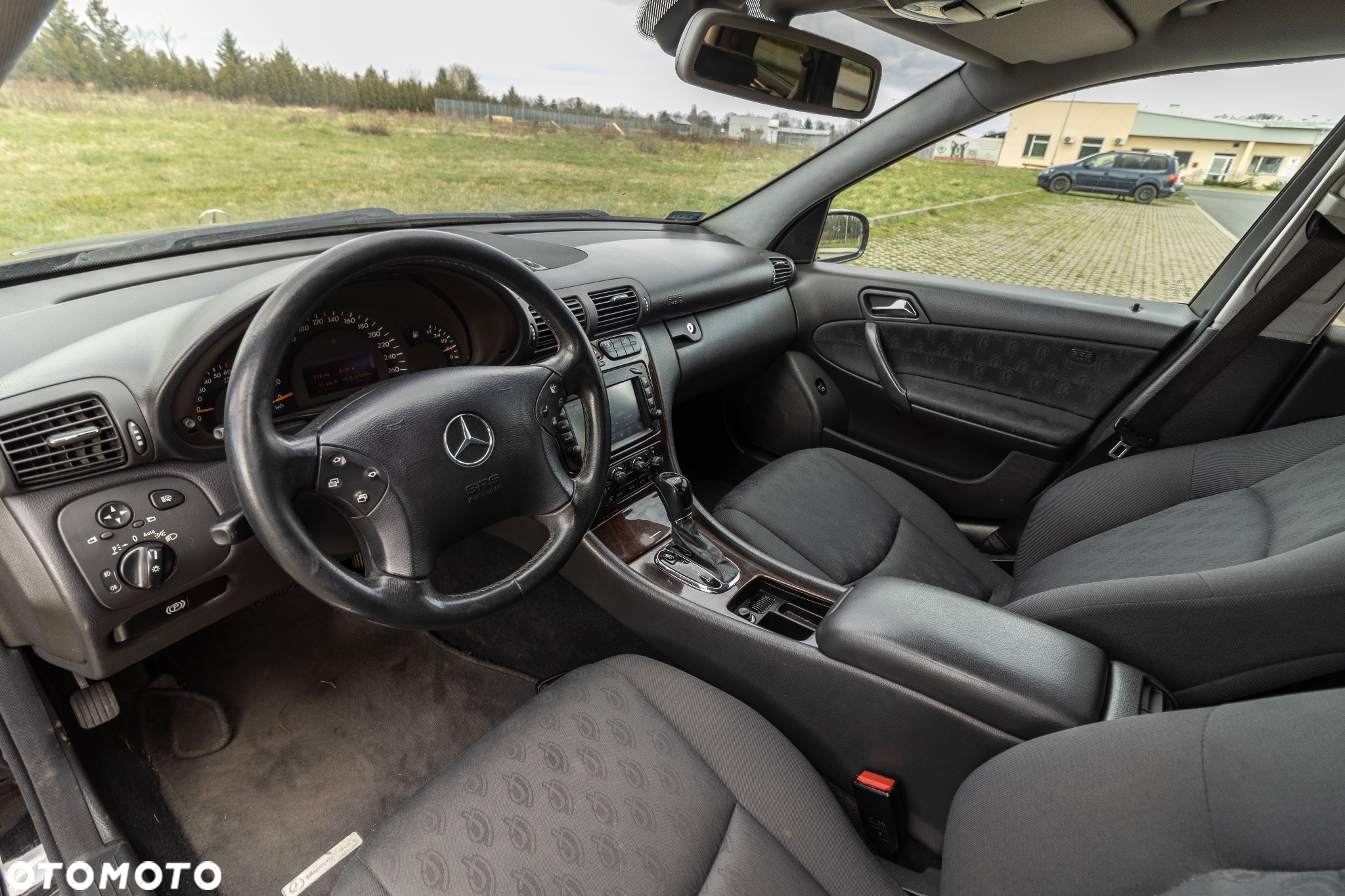 Mercedes-Benz Klasa C - 32
