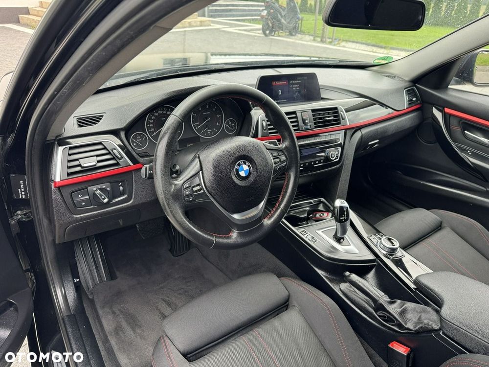 BMW Seria 3 318d Sport Line - 16