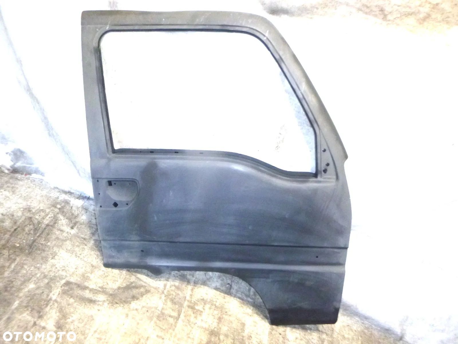 subaru libero drzwi prawe nowe  oryginał - 1